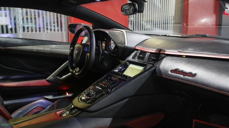 Lamborghini Aventador в исполнениик Mansory