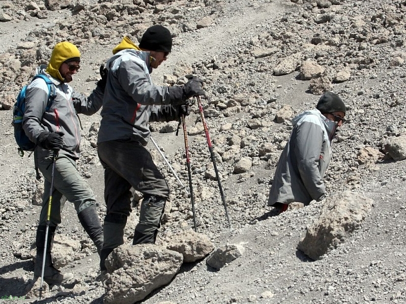 Мужчина без ног покорил Килиманджаро