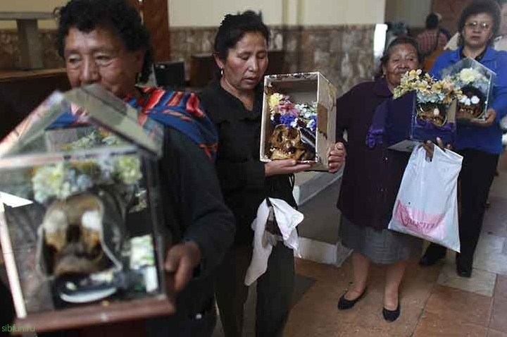 День мертвых в Боливии (Dia de los Natitas)