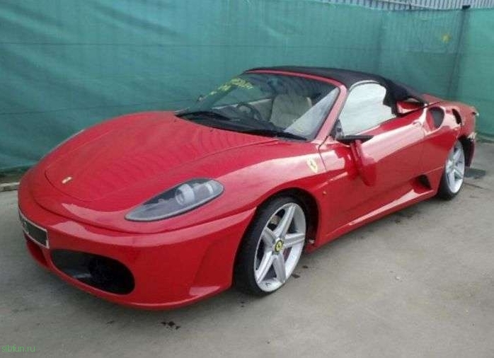 Житель Лондона переделал Toyota в Ferrari и получил крупную страховую выплату