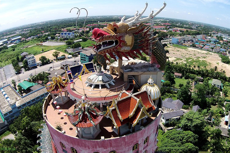 Ват Сампхан – невероятный храм дракона в Таиланде
