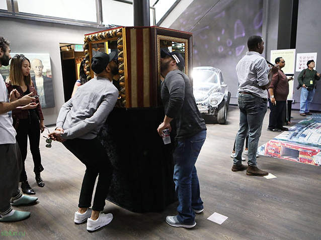 В Калифорнии открылся первый в мире музей селфи