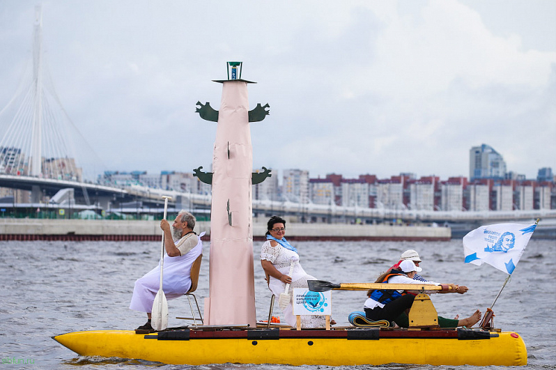 Шоу самодельных плавательных конструкций «Заплыв» в Санкт-Петербурге