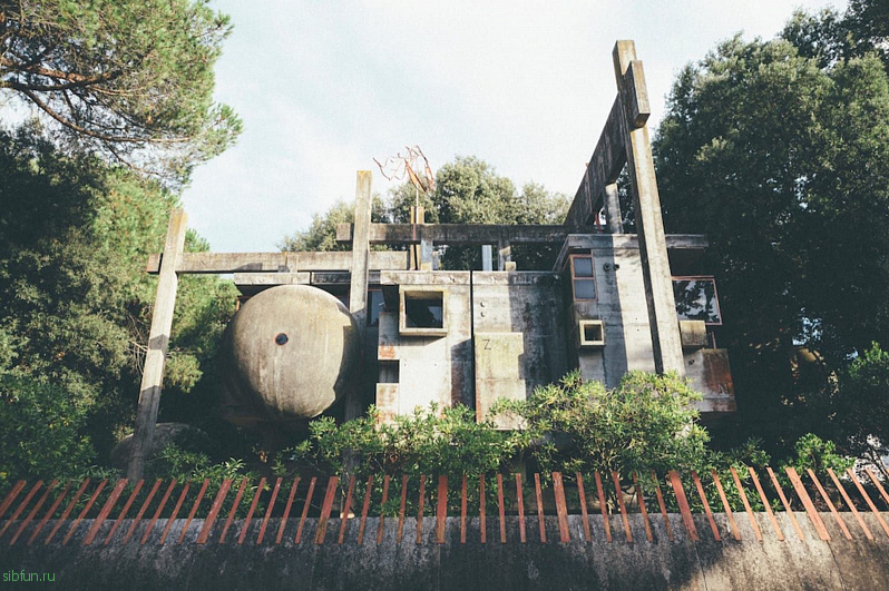 Casa Sperimentale — заброшенная архитектурная реликвия на окраине Рима