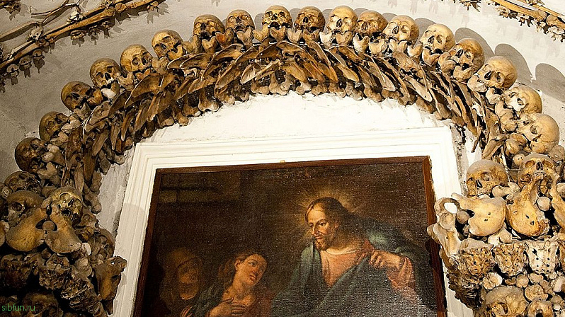 Santa Maria della Concezione – величественный собор в Риме с устрашающим склепом
