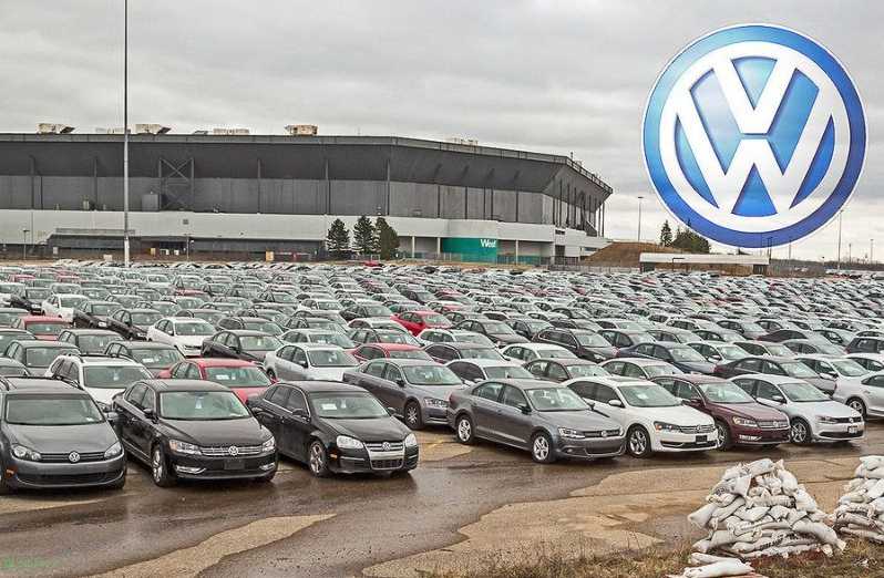 Кладбище новых Volkswagen в пустыне