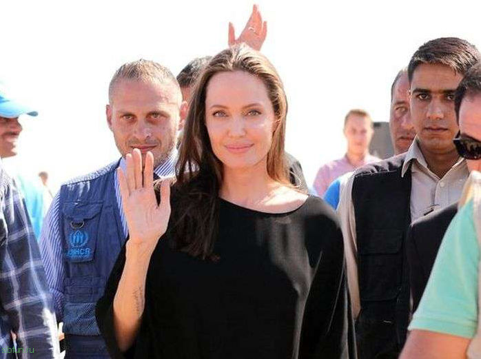 Анжелина Джоли оказалась в центре скандала