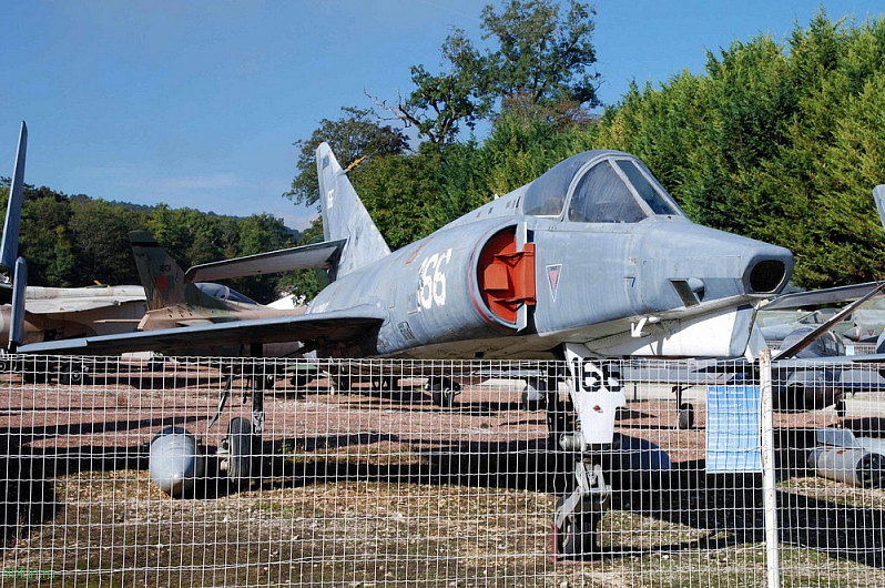 Уникальный музей военной авиации Мишеля Понта во Франции