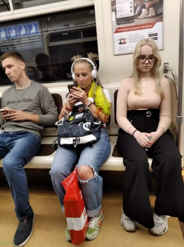Чудики из Московского метро (40 фото)