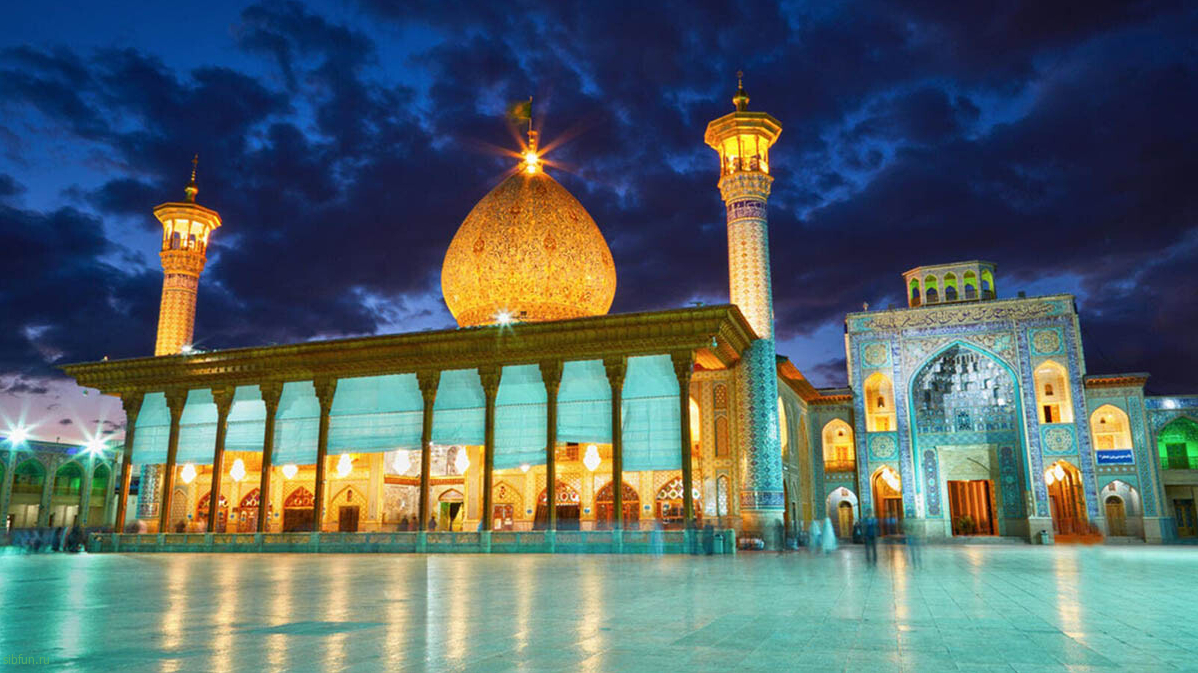Зеркальная мечеть Шах-Черах в Иране | Зеркальный мавзолей —  фото и видео