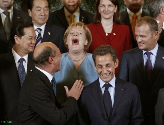 Нелепые снимки политиков: за такие фото могут и расстрелять