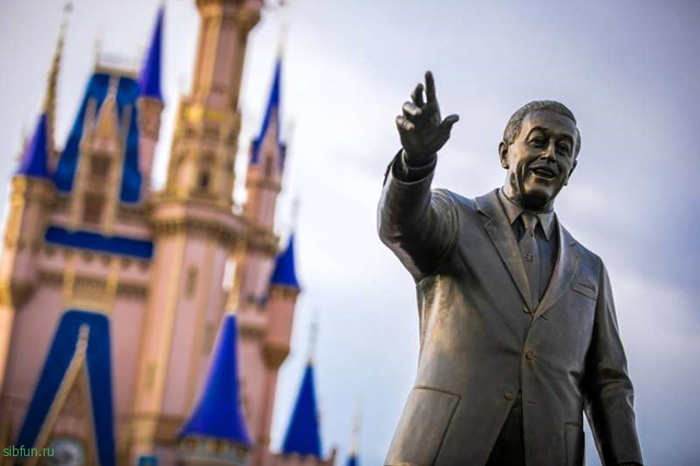 Работа мечты: как стать туристическим агентом Disney
