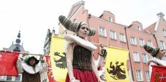 «Доминиканская ярмарка» — Гданьск торгует, поёт и пьёт пиво