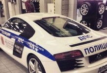 У питерских полицейских появился суперкар Audi R8