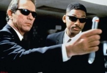 Как изменились актеры из комедии «Люди в черном»