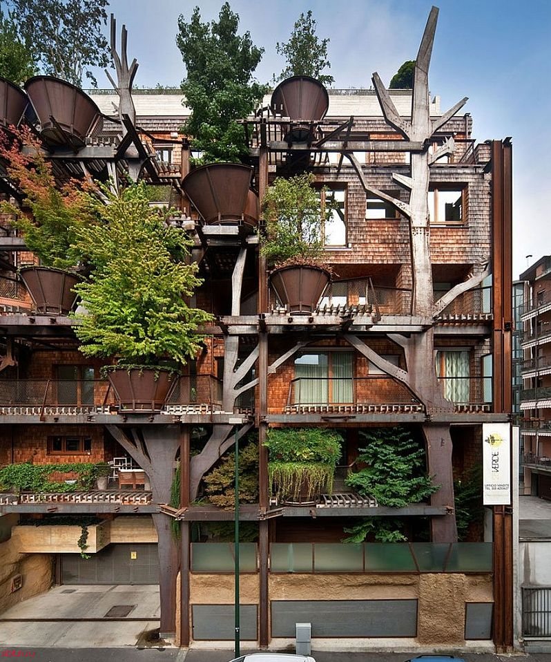 Уникальный урбанистический дом с деревьями в Италии
