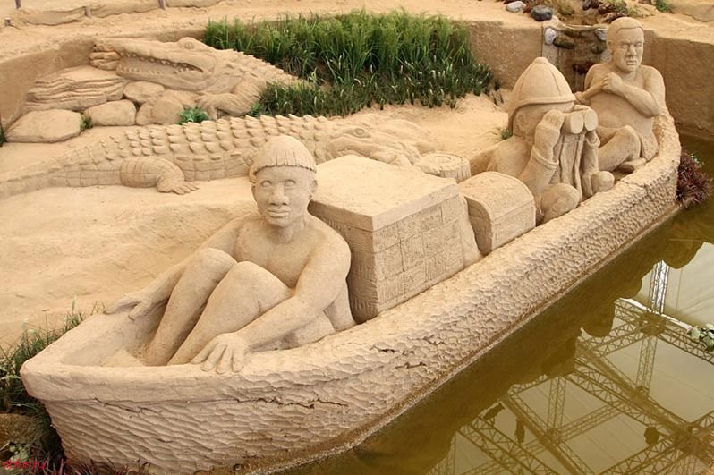 Песчаные скульптуры в японской пустыне Тоттори