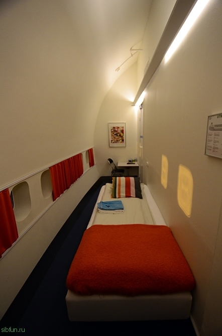 Отель-самолёт «Jumbo Hostel» в Швеции