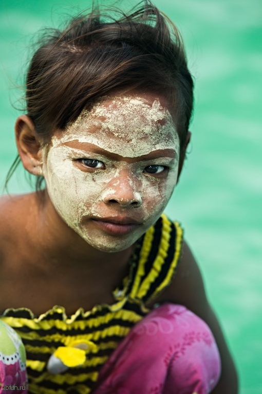 Морские цыгане: племя на Борнео живет в собственном маленьком раю