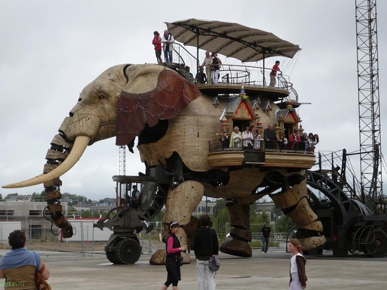 Фантастические животные-машины на острове Нант