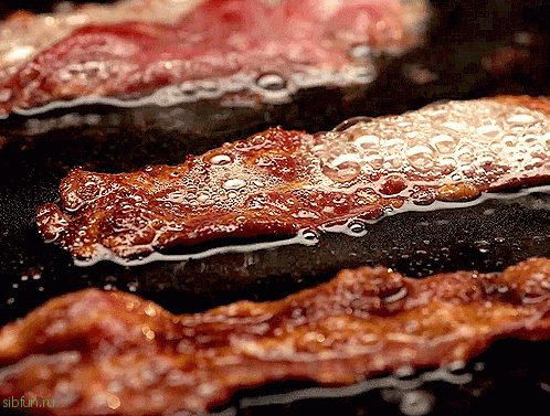 ВОЗ: Сосиски и колбаса вызывают рак чаще, чем сигареты