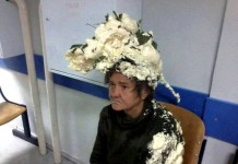 Эта женщина перепутала монтажную пену с муссом для волос