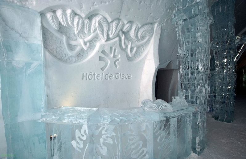 Hotel de Glace - первый отель изо льда в Северной Америке