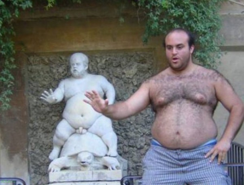 ТОП-12 дико смешных фото со статуями
