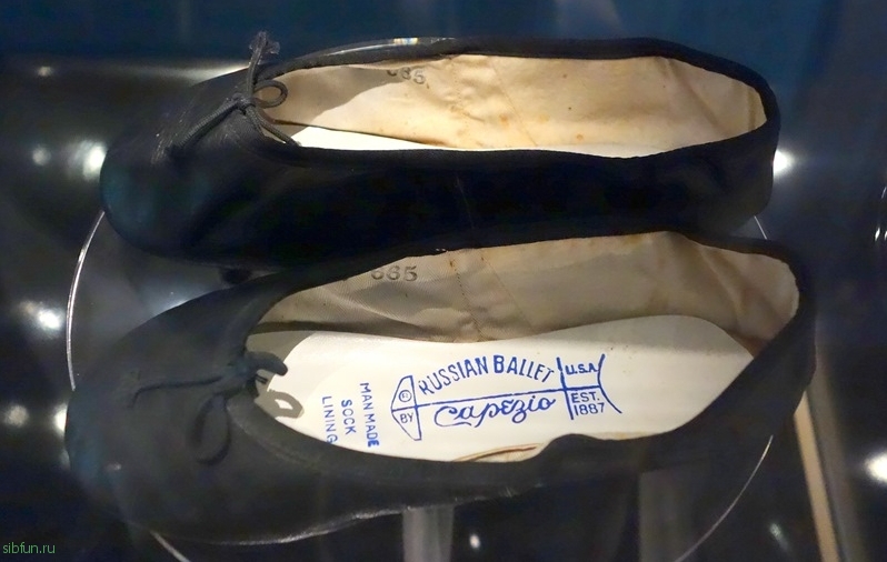 Музей обуви Бата в Торонто