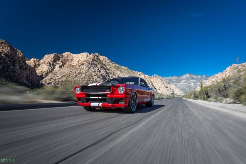 Ford Mustang Fastback SPLITR от компании Ringbrothers.