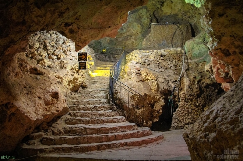 Пещерный клуб «Айяла» на Кубе