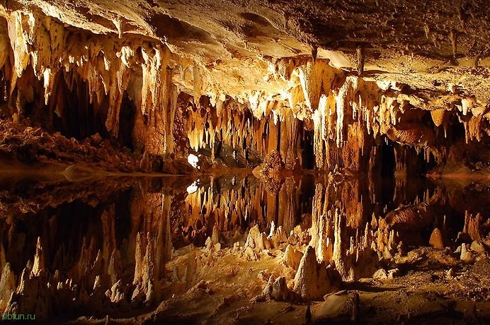 Обитель нимф - пещера Мелиссани