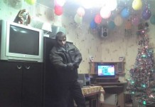 Странная фотосессия в образе Терминатора