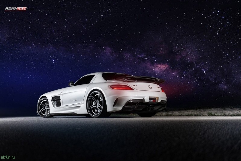 Mercedes SLS AMG Black Series от RENNtech