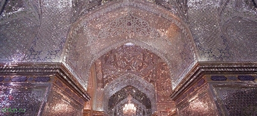 Зеркальный мавзолей Шах-Черах