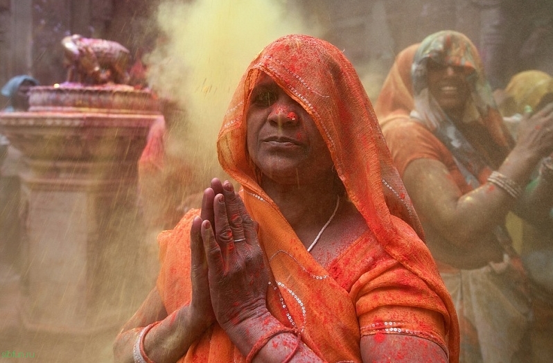 Самый красочный индийский праздник – Холи