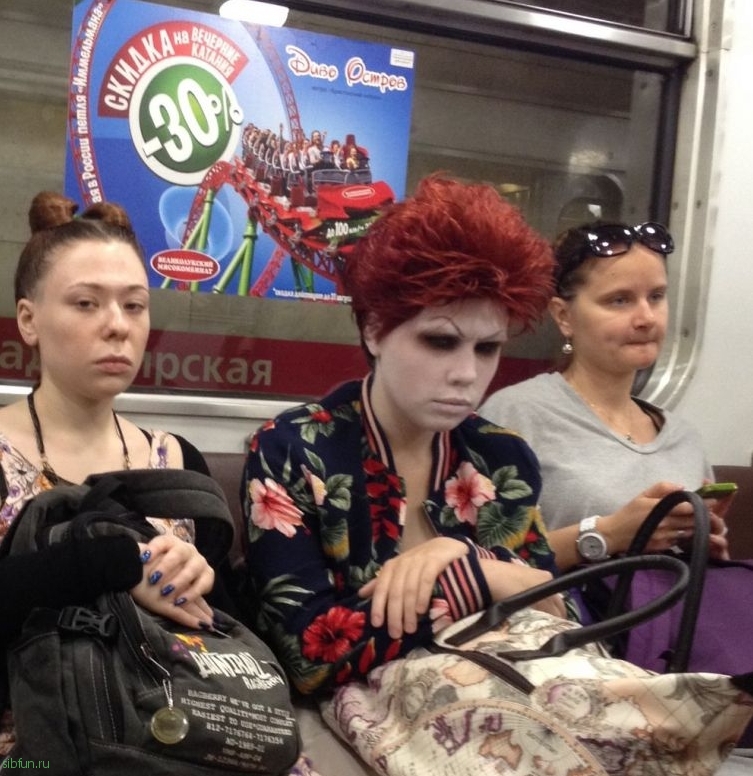 18 безумных модников, которых можно встретить в российском метро