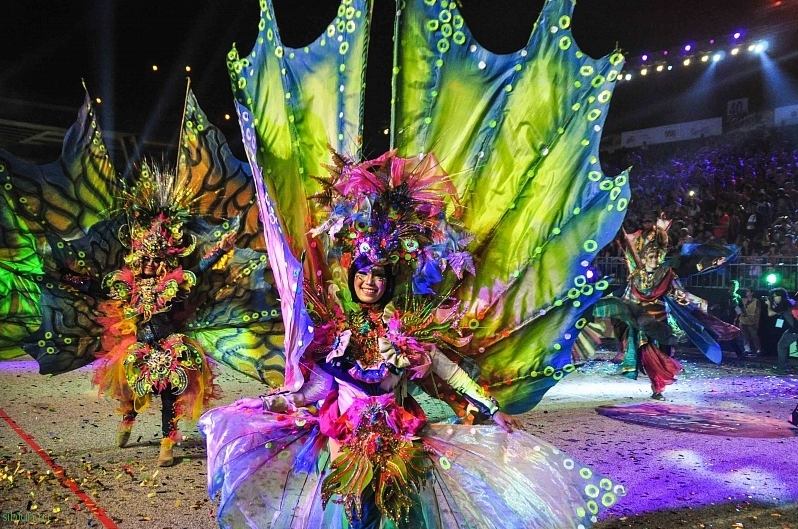 Jember Fashion Carnaval – один из самых ярких фестивалей мира