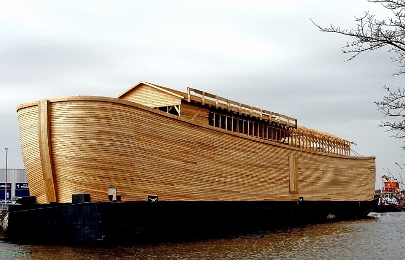 В Нидерландах построена полноразмерная копия Ноева ковчега