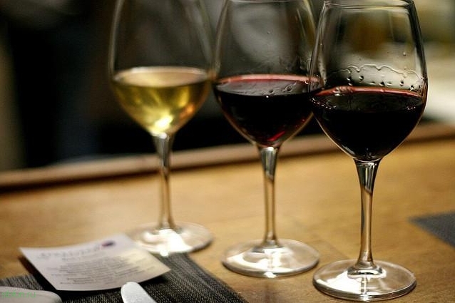 Два бокала вина в день спасут вас от лишнего веса и старости. И вот почему! 