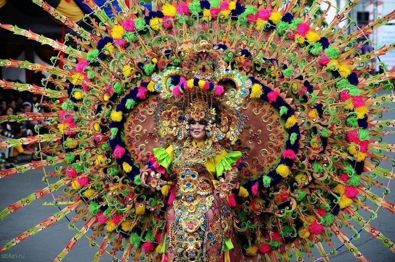 Jember Fashion Carnaval – один из самых ярких фестивалей мира