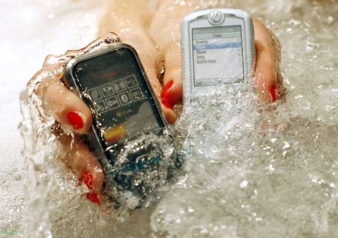 В Японии почти все телефоны водонепроницаемые