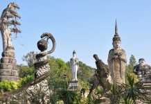 Сала Кеоку — парк гигантских скульптур в Таиланде