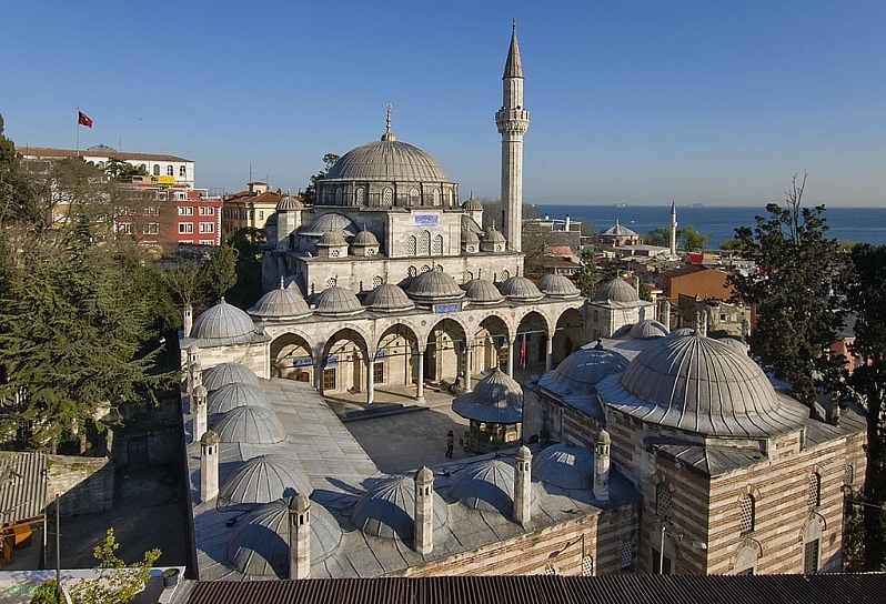 Стамбул для продвинутых: как насладиться городом, не попадая в «туристические ловушки»
