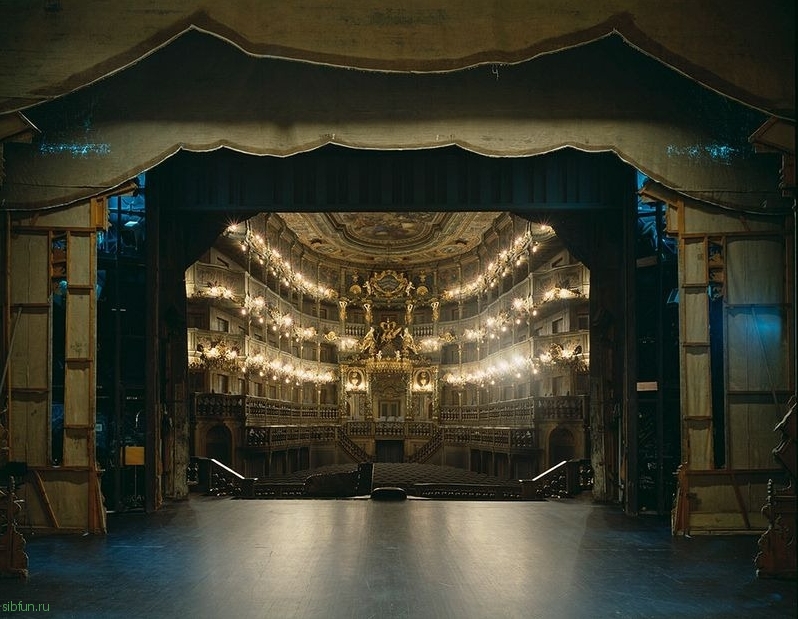 За кулисами известнейших театров Европы