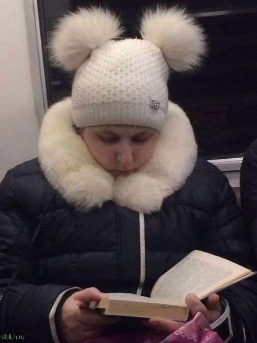 Модные персонажи из российского метро