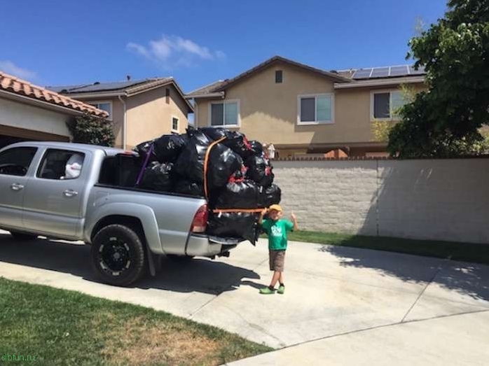 7-летний мальчик заработал 10 тыс. долларов на переработке отходов