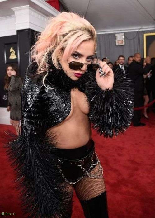 Леди Гага шокировать своих поклонников