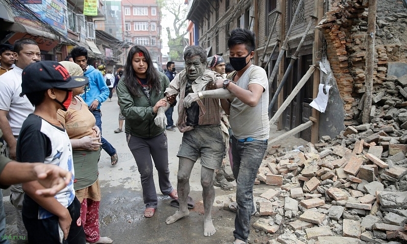 Землетрясение в Непале – фоторепортаж (42 фото)