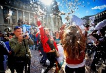 Международный день боев подушками 2015